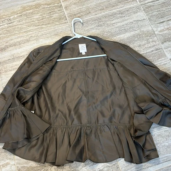 Cinq a Sept Helene Green Zip Peplum Jacket Size Medium - Picture 14 of 14